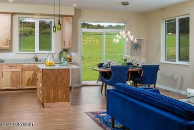 6 Living Dining