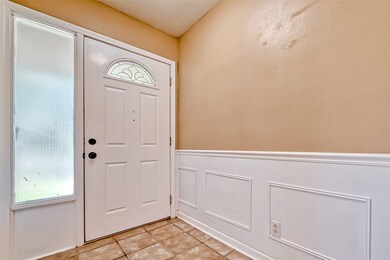 11402 Kirkwyn Dr, Houston, TX 77089 - photo 4