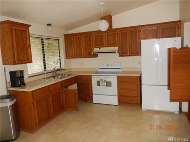 21011 186th Ave E, Orting, WA 98360 - photo 2