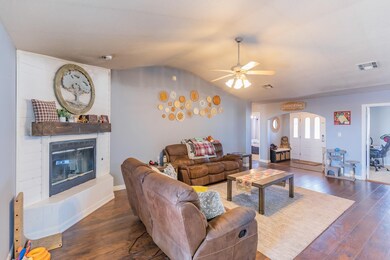 1441 Arroyo Seco, Alamogordo, NM 88310 - photo 5