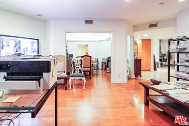 4310 Cahuenga Blvd unit 103, Toluca Lake, CA 91602 - photo 5