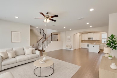 7315 Venice Dr unit 5, Grand Prairie, TX 75054 - photo 2