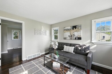 69 Willard Ave, Ludlow, MA 01056 - photo 4