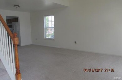 4146 Redbud Dr W, Whitehall, PA 18052 - photo 4