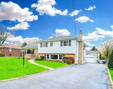 16 Tabor St, Little Silver, NJ 07739 - photo 2