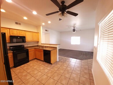510 W University Dr unit 213, Tempe, AZ 85281 - photo 4