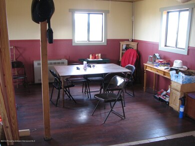Lot 327 (3)