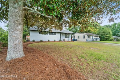 530 Oak Ln, Jacksonville, NC 28540 - photo 2