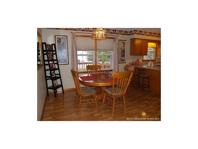 3303 Deerwood Dr, New Albany, IN 47150 - photo 7