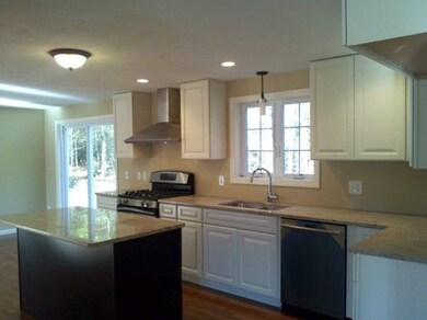 242 Valley St, Pembroke, MA 02359 - photo 4