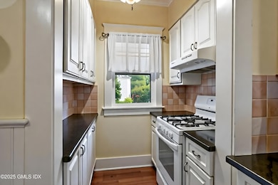 107 Pemberwick Rd, Greenwich, CT 06831 - photo 6