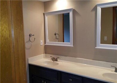 6539 Halsey St, Shawnee, KS 66216 - photo 5