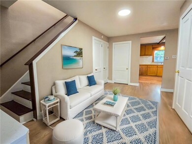 This photo uses virtual staging