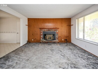 1187 Sanborn Ave, Eugene, OR 97404 - photo 4