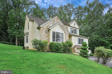 817 Cedar Grove Rd, Broomall, PA 19008 - photo 2