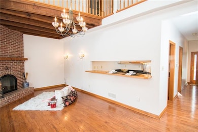 Living Room 101 Bayberry Court