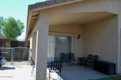 Back patio and chain link area_6_1