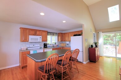 86 Autumn Rd, Dracut, MA 01826 - photo 3