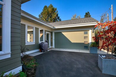 1225 SW Bryanwood._006