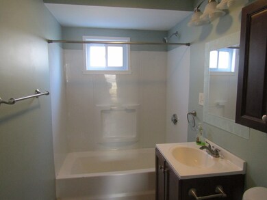 31 Hanover St unit 1, Fall River, MA 02720 - photo 5