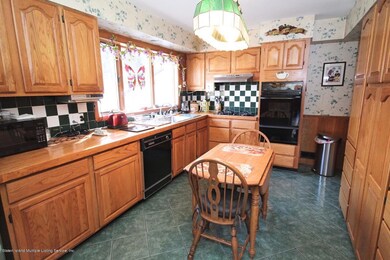 304 Bidwell Ave, Staten Island, NY 10314 - photo 4