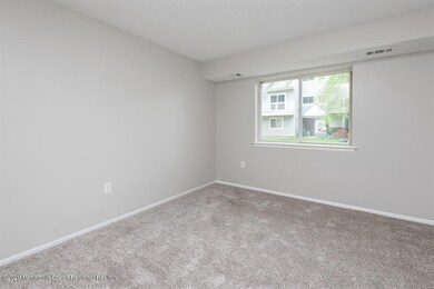 904 Scarlet Oak Ave, Toms River, NJ 08755 - photo 3