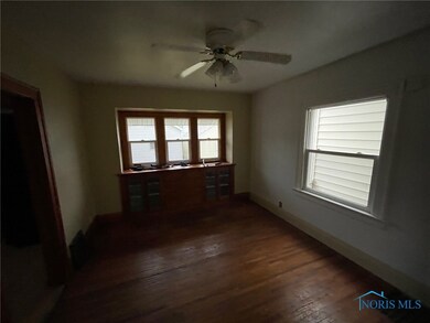 FORMAL DINING ROOM WITH BUILT IN HUTCH
