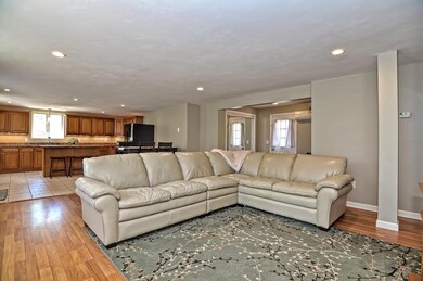 8 Plain St unit 8, Bellingham, MA 02019 - photo 6