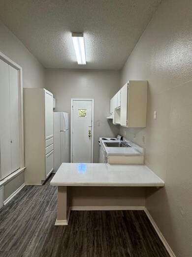 4608 Bennett Ave unit 106, Austin, TX 78751 - photo 3