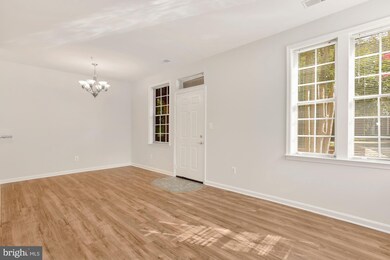 7021 Haycock Rd unit A, Falls Church, VA 22043 - photo 7