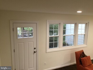 626 Maury Ave, Oxon Hill, MD 20745 - photo 5