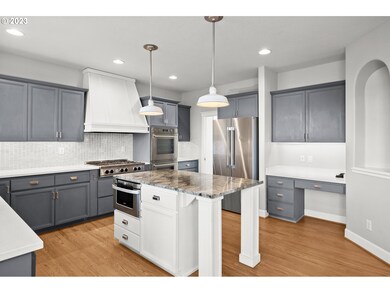 384 SE 13th Place, Canby, OR 97013 - photo 5