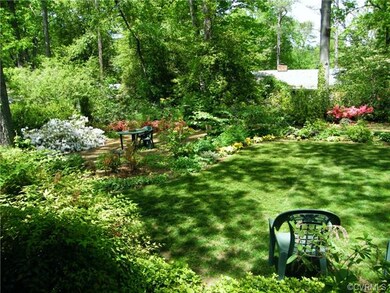 A lush retreat of sun dappled delight!