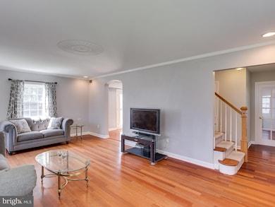 13003 Maepine Ct, Fairfax, VA 22033 - photo 6