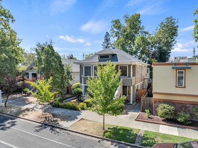 2612 Q St, Sacramento, CA 95816 - photo 3