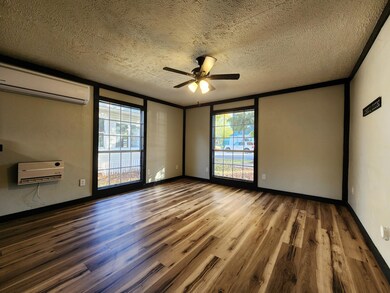 23 W Anderson St, Aurora, MO 65605 - photo 5