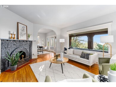 Living Room/Dining Room
