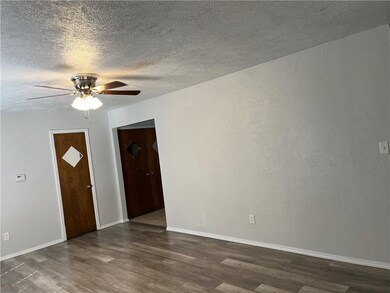 661 Railroad, Tuttle, OK 73089 - photo 3