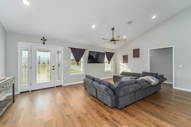 1757 Logan Dr, Douglas, GA 31535 - photo 7