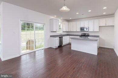 8 Sycamore Ln, Swedesboro, NJ 08085 - photo 6