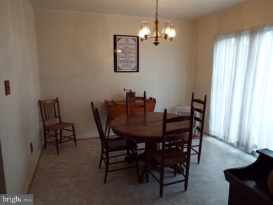 201 Hills Dr, Gettysburg, PA 17325 - photo 7