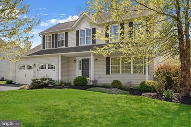 317 Hedgerow Ln, Doylestown, PA 18901 - photo 2