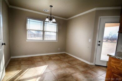 277 S Kit Carson St, Fort Gibson, OK 74434 - photo 5