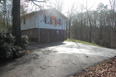 1238847 - 737 John Burch Rd 007
