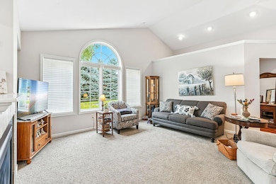 1301 Pine Pointe Curve, Saint Peter, MN 56082 - photo 6