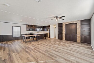 113 Private Road 4751, Boyd, TX 76023 - photo 4