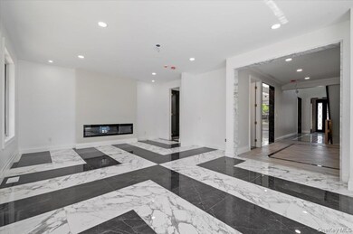 19 Maple Ave, Cedarhurst, NY 11516 - photo 7