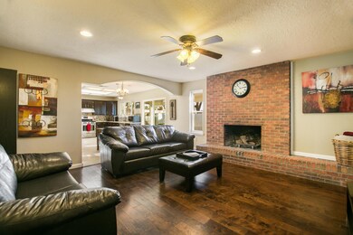 6632 Orphelia Ave NE, Albuquerque, NM 87109 - photo 2