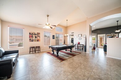 Living & dining room 2