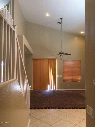 Family Room (3)